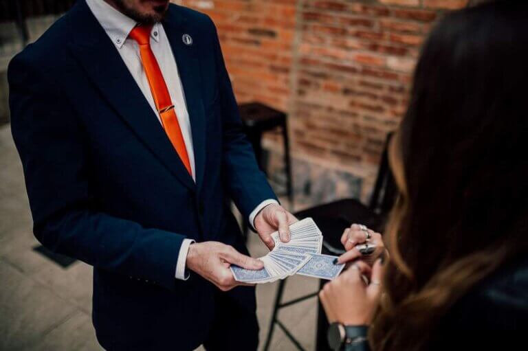 Magician for hire near me